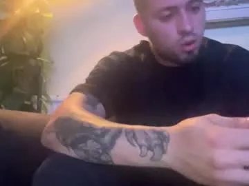 Freechat mannyboy628652 on Chaturbate