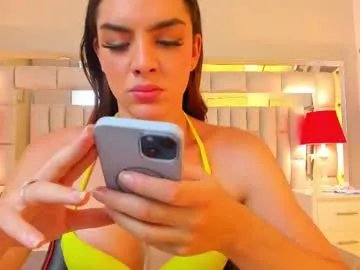 Freechat mariiahneedles on Chaturbate