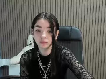 Try girls webcam shows. Sweet cute Free Performers.
