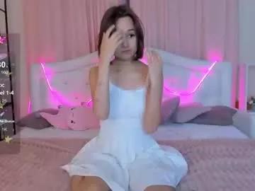Try girls webcam shows. Sweet cute Free Performers.
