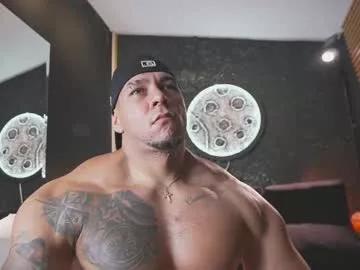 Massimowalton2 from Chaturbate