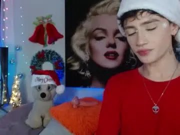 Freechat maxiy_001 on Chaturbate