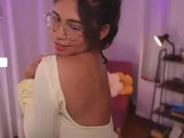 Try girls webcam shows. Sweet cute Free Performers.