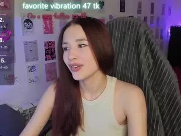Try girls webcam shows. Sweet cute Free Performers.
