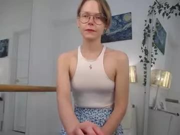 Try girls webcam shows. Sweet cute Free Performers.
