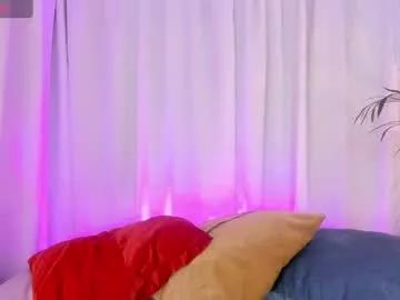 Try girls webcam shows. Sweet cute Free Performers.