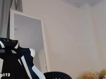 Try girls webcam shows. Sweet cute Free Performers.
