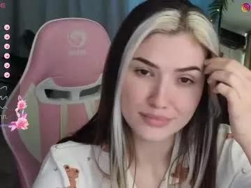 Try girls webcam shows. Sweet cute Free Performers.