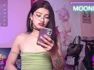 Try girls webcam shows. Sweet cute Free Performers.