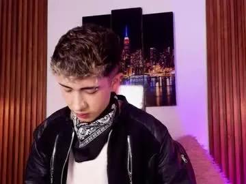 Noah_xitruxx from Chaturbate