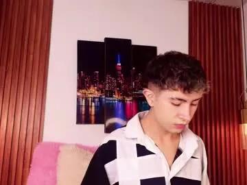 Noah_xitruxx from Chaturbate