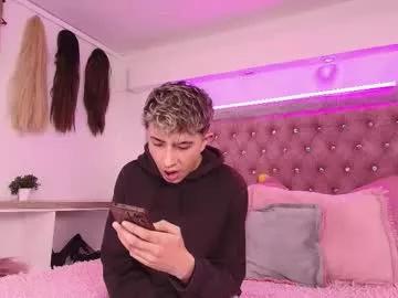 noah_xitruxx from Chaturbate is Freechat