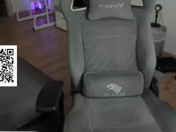 Oliverrgroove from Chaturbate