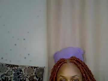 Freechat petitecaramell on Chaturbate