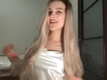 Try girls webcam shows. Sweet cute Free Performers.