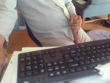 Pup_y from Chaturbate