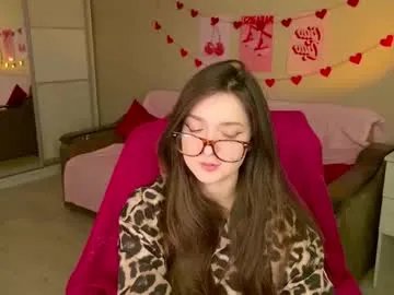 Freechat purple_averge on Chaturbate