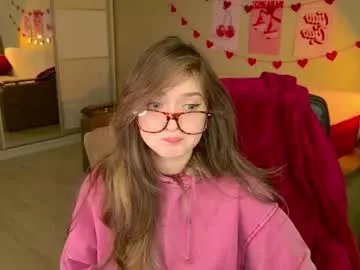 Freechat purple_averge on Chaturbate