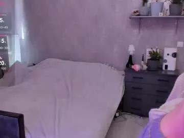 Try girls webcam shows. Sweet cute Free Performers.