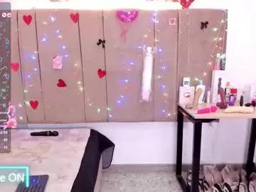 Try girls webcam shows. Sweet cute Free Performers.