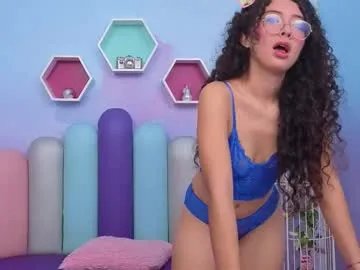 Group sashamonroee_ on Chaturbate