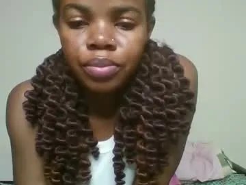 Freechat sassybrown26 on Chaturbate