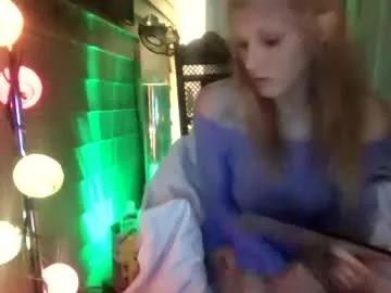 Sexxileeah42o from Chaturbate