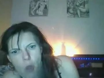 sexy_brunette8826