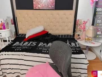 Try girls webcam shows. Sweet cute Free Performers.