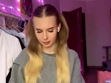 Try girls webcam shows. Sweet cute Free Performers.