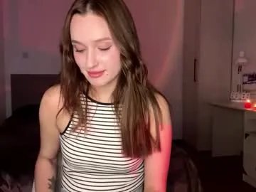 Freechat shellicruickshank on Chaturbate