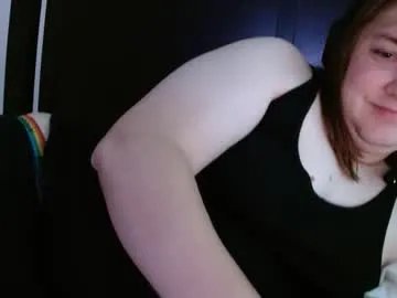 Freechat softenbyyy on Chaturbate