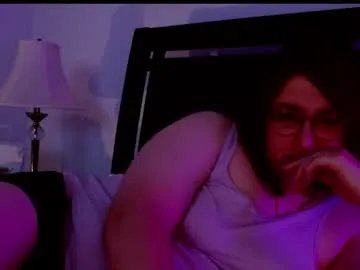 Freechat softenbyyy on Chaturbate