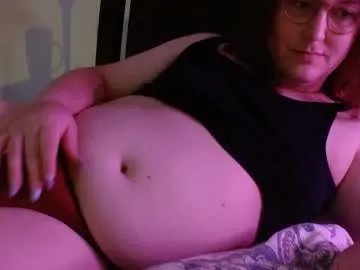 Freechat softenbyyy on Chaturbate