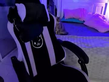 Try girls webcam shows. Sweet cute Free Performers.