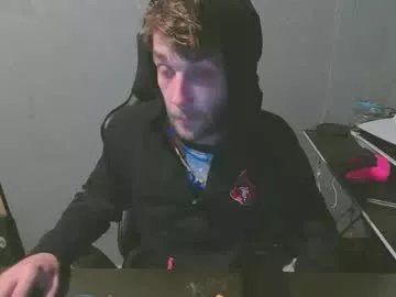 Freechat stonedpanda77 on Chaturbate