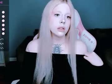Succubus_leslie from Chaturbate