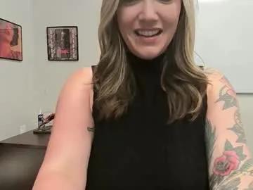 tattedlasirena from Chaturbate is Freechat