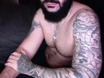 Tattooedandbearded22 from Chaturbate