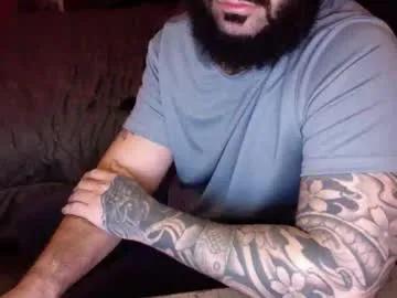 Tattooedandbearded22 from Chaturbate