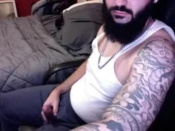 Tattooedandbearded22 from Chaturbate