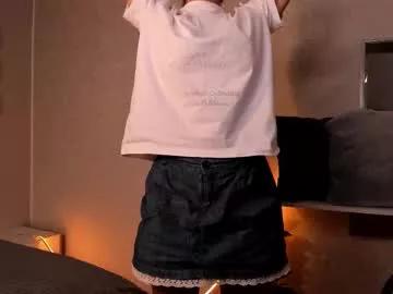 Try girls webcam shows. Sweet cute Free Performers.