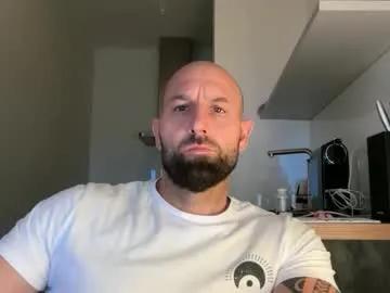 Tommyx01 from Chaturbate
