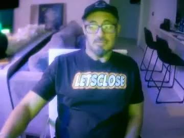 Tuscan_taurus from Chaturbate