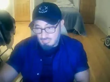 Tuscan_taurus from Chaturbate