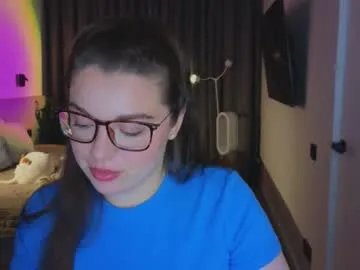 tutti_frutti_ on Chaturbate 