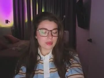 tutti_frutti_ on Chaturbate 