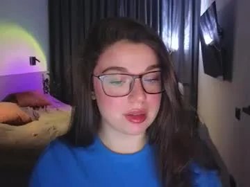 tutti_frutti_ on Chaturbate 