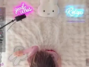 Freechat uwuxo on Chaturbate