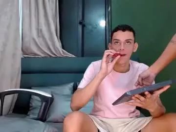 valentina_and_seneider from Chaturbate is Freechat